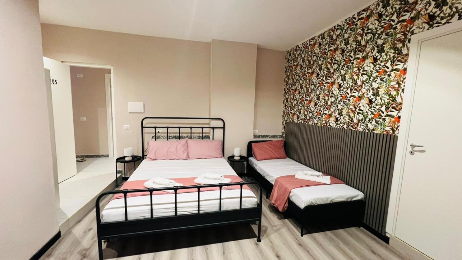 Flower Guest house *